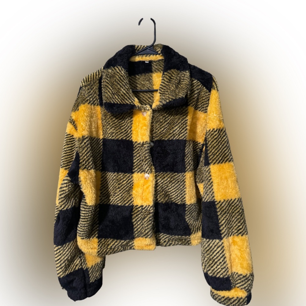 Button up soft sweater black and yellow checkered